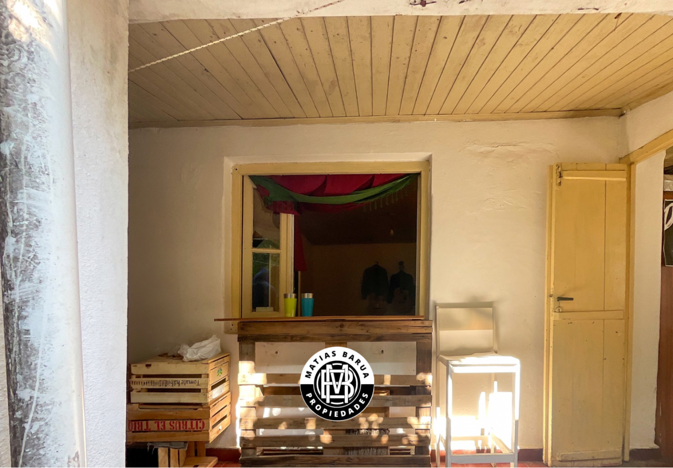Terreno en venta en Villa Sarita, con construccion a Reciclar 