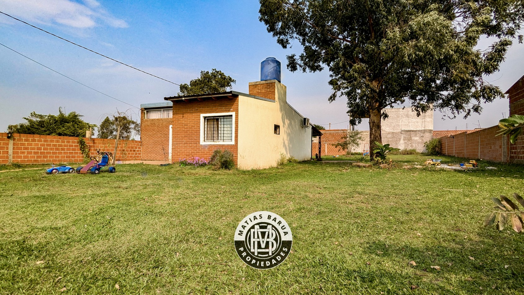 Casa con terreno grande en venta