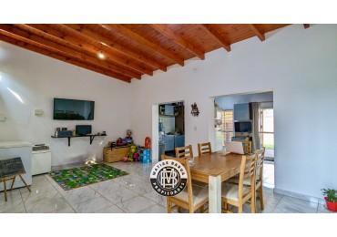 Hermosa Casa con terreno grande en venta