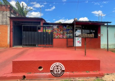 Venta, Casa de 3 dormitorios Mas Local y Depto. Chacra 94, Posadas